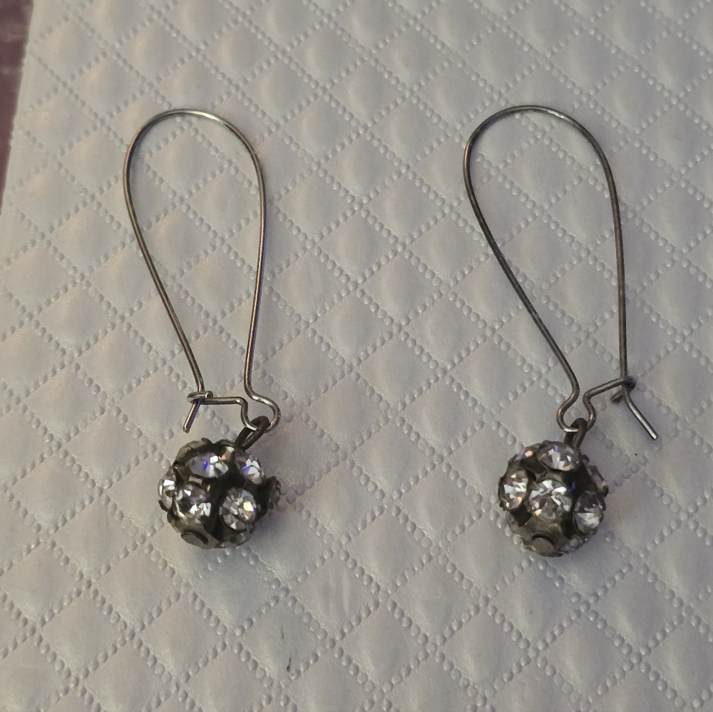 Silver Tone Clear Rhinestone Drop Threader Statement Earrings - Picture 2 of 8